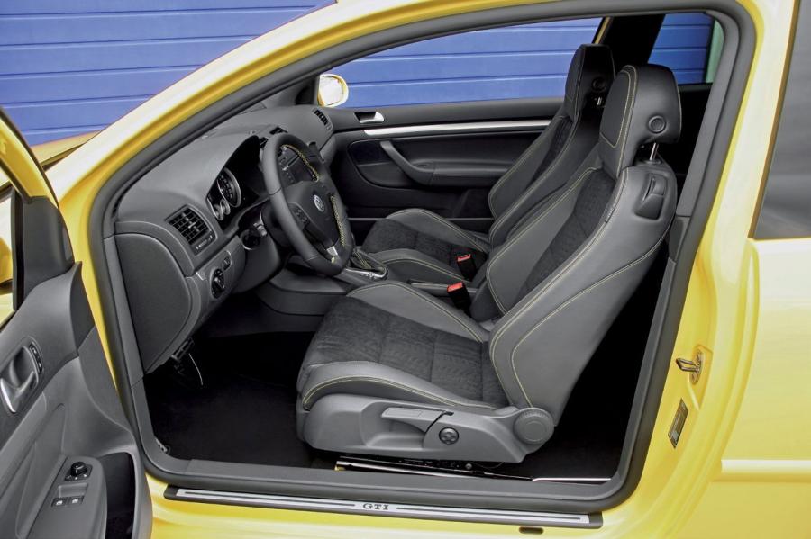  Volkswagen Golf GTi Pirelli 2007 года  (фото 15 из 16)